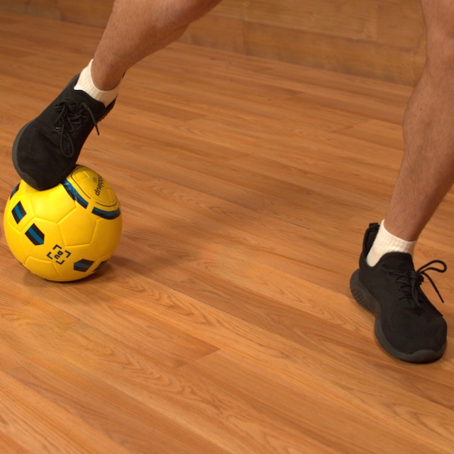 Strong Roll Variations